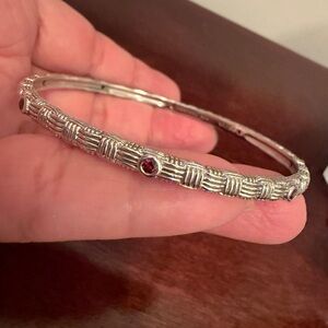 ariva fine jewelry rhodolite garnet infinity bangle bracelet 8 1/4 size